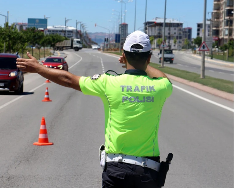 Malatya'da trafik cezaları vatandaşın belini büktü